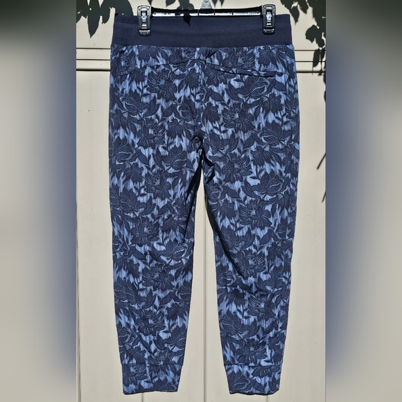 Athleta Trekkie North Jogger size 8 - Picture 3 of 7